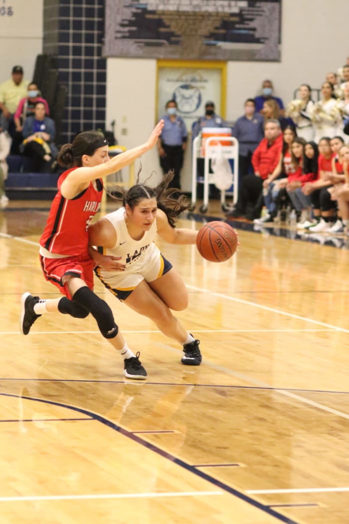 harlingen-laredo-alexander-girls-basketball-playoffs00024